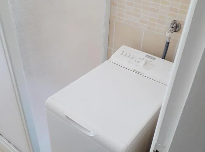 Max And Sea Parking Free Street Sanremo